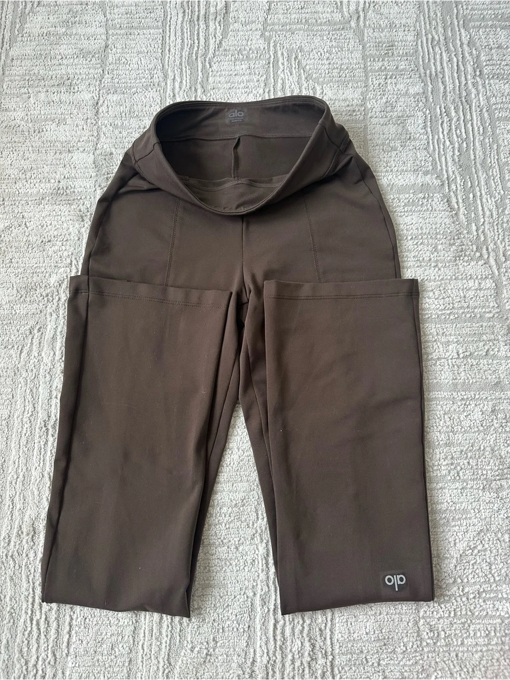 Alo Yoga Airbrush Brown Split-Hem Leggings